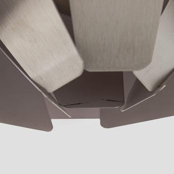 Poul Henningsen, taklampa, "PH-Kotte / PH Artichoke", Louis Poulsen, Danmark, 1980-tal.