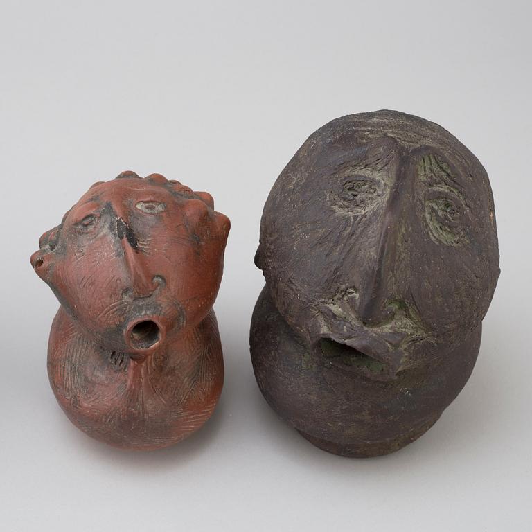 BORIS STOJKOV, skulpturer 4 st + 1 vas, signerade, stengods, Gustavsberg, 1960-/70-tal.