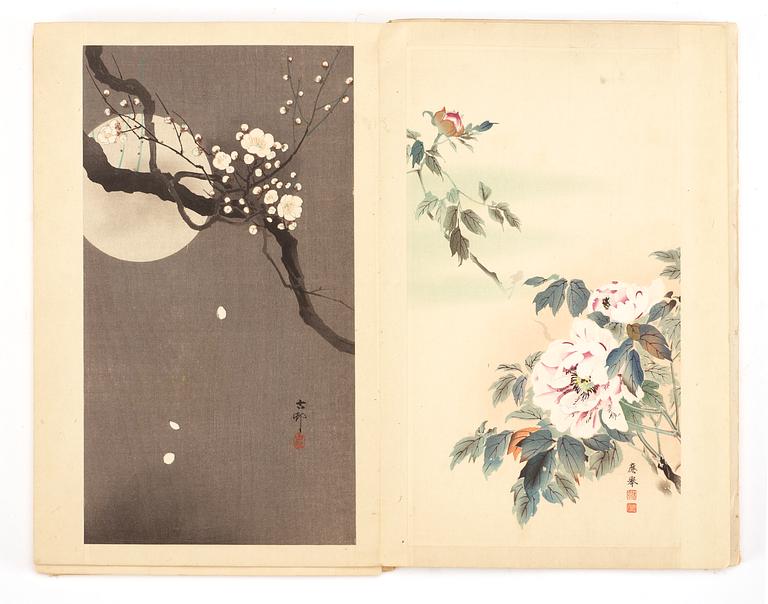 Wood cut in color, with different motifs. A folder of 9 pieces.