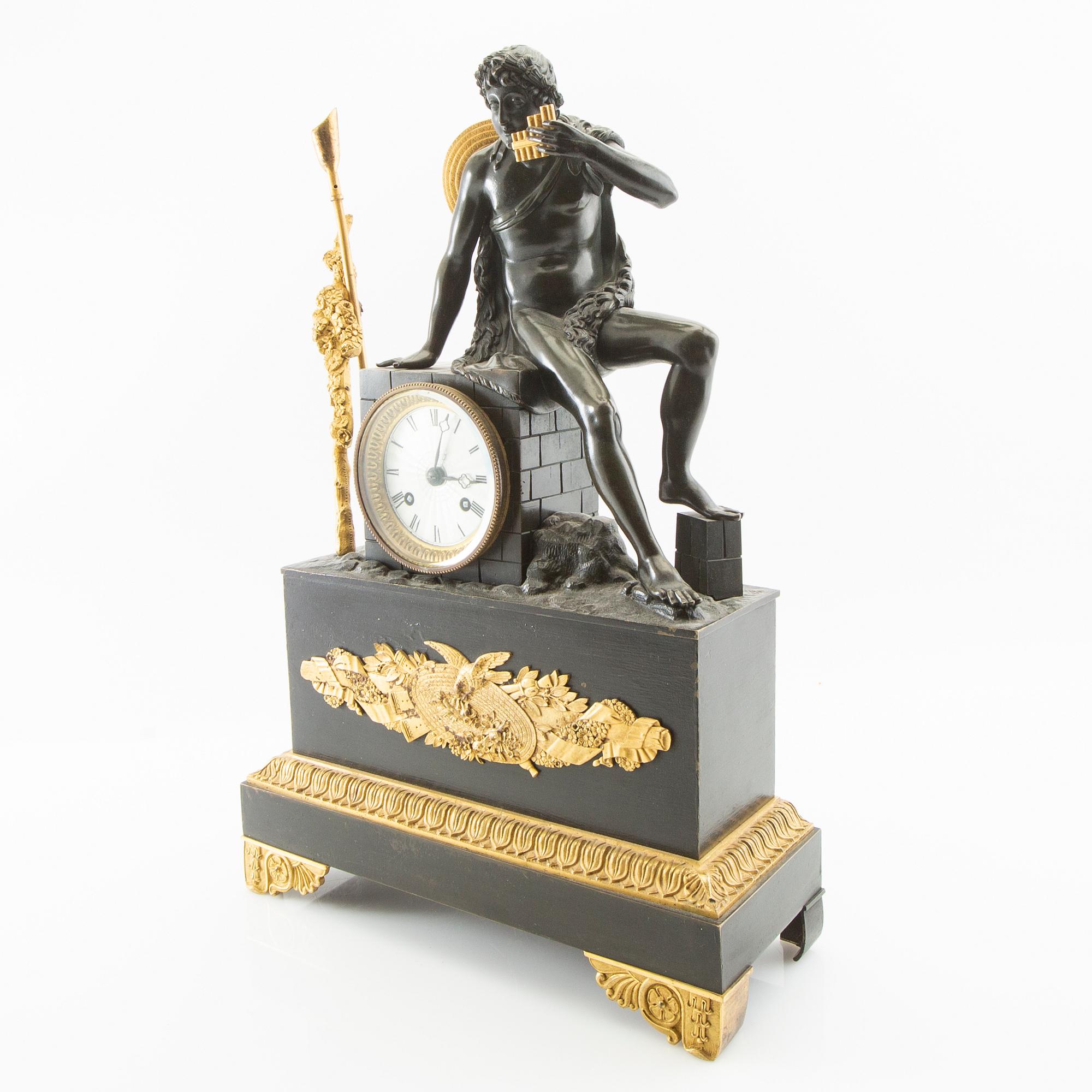 Table pendulum Empire first half of the 19th century.
