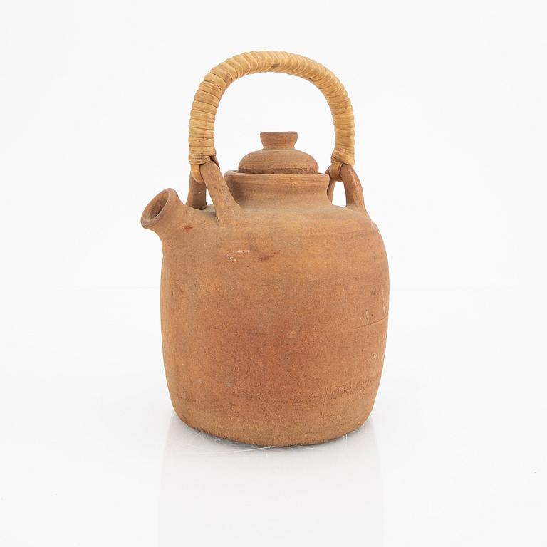 Signe Persson-Melin, a signed and dated 50 earthenware tea pot.