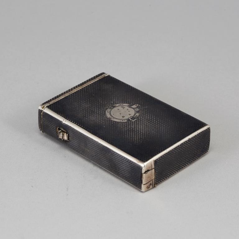 A Russian parcel-gilt silver and niello box, mark of Nicolai Kemper, Moscow 1882.