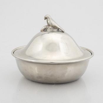 Bowl with lid, Firma Svenskt Tenn, 1927.