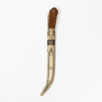 Knife - Elis Bergström, half-horn knife, signed.