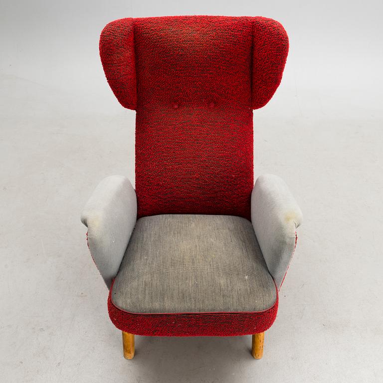 A mid 1940s armchair for Hiort Tuote Puunveisto, Finland.