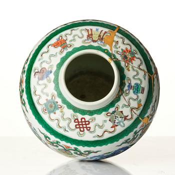 A rare doucai dragon medallion jar, Qing dynasty, Yongzheng mark and of the period (1723-35).