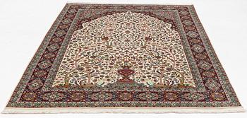 Matta, Täbris part silk, ca 266 x 176 cm.