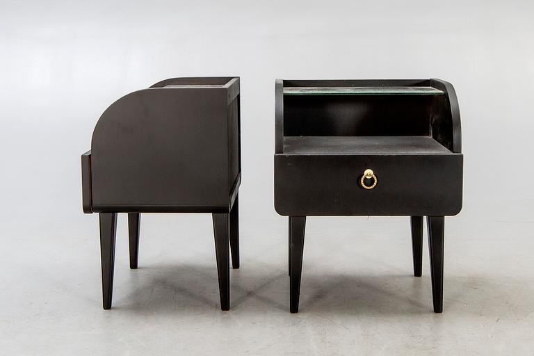 Sängbord, ett par, 1950-tal.