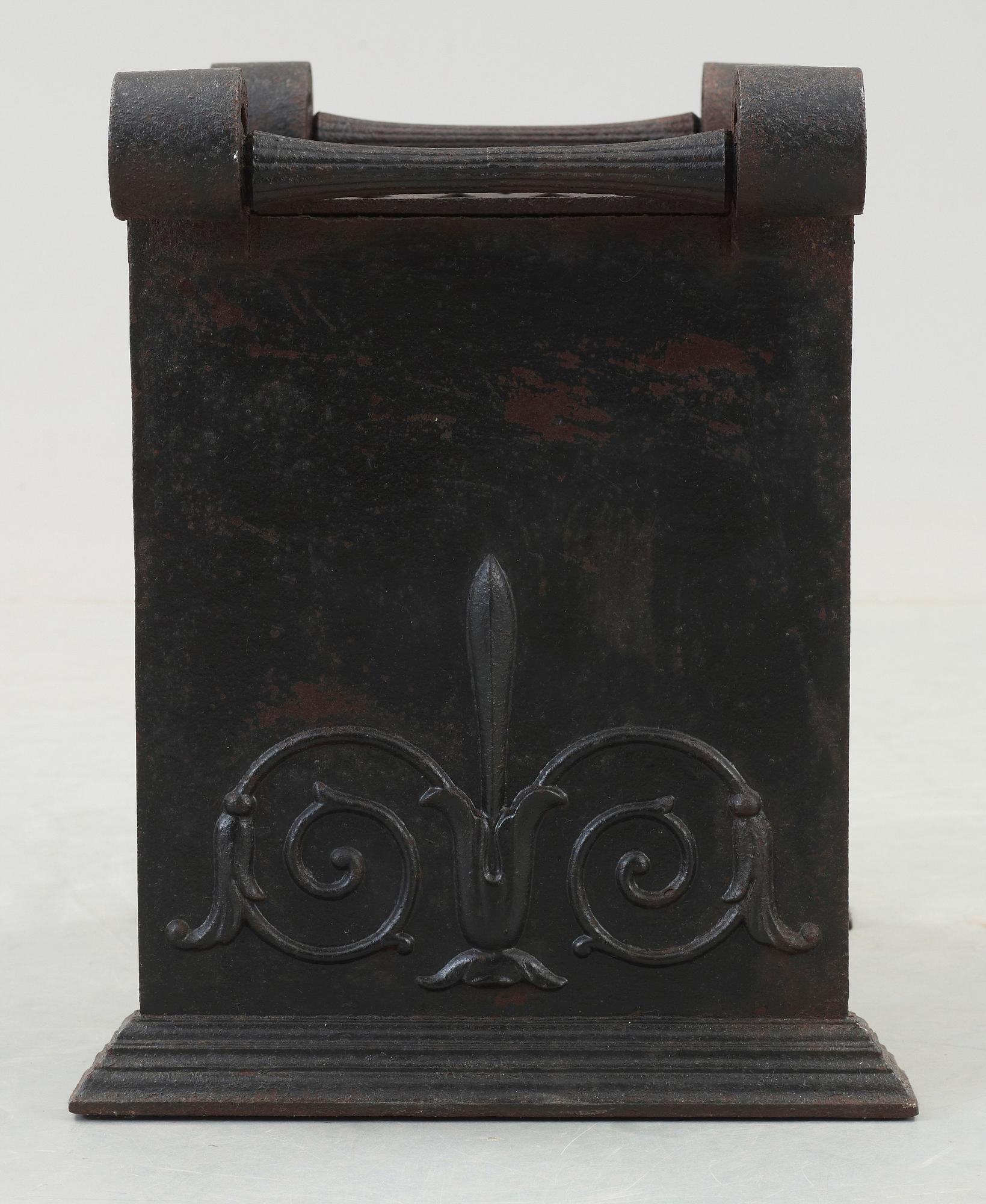 A Folke Bensow cast iron stool, model 'Taburett Nr 1', Näfveqvarn, Sweden circa 1925.