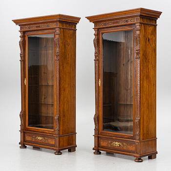 A pair of book cases, circa 1900.