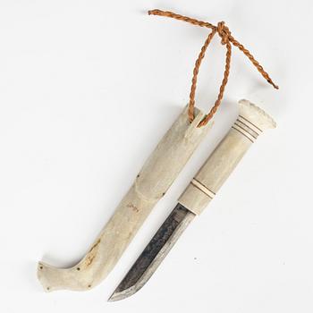 A reindeer horn knife by Johan Mikael Huuva, signed.