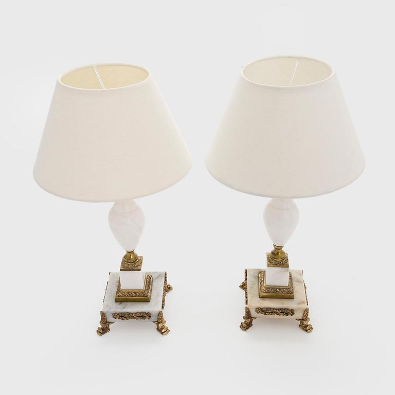 A pair of 1960/70s tablelamps.