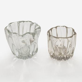 Tapio Wirkkala, vaser, 2 st, "Kalvolan kanto" (Stubbe), signerade Tapio Wirkkala 3241.