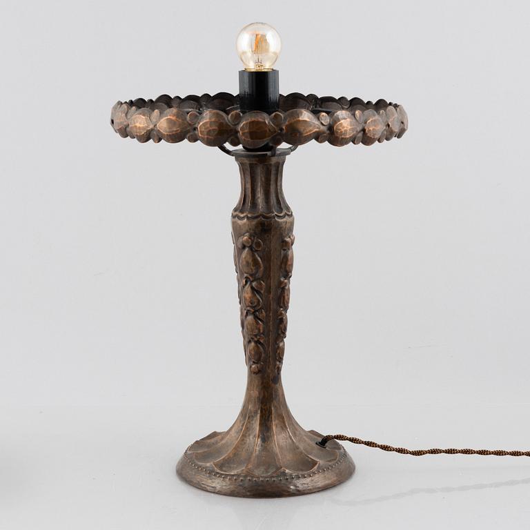 Harald Notini, attributed to. A table lamp, model number 6735, Arvid Böhlmarks Lampfabrik, Stockholm 1919-1928.