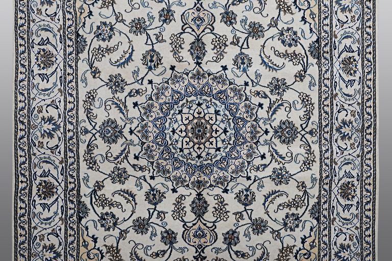 A carpet, Nain, parrt silk, ca 287 x 200 cm.