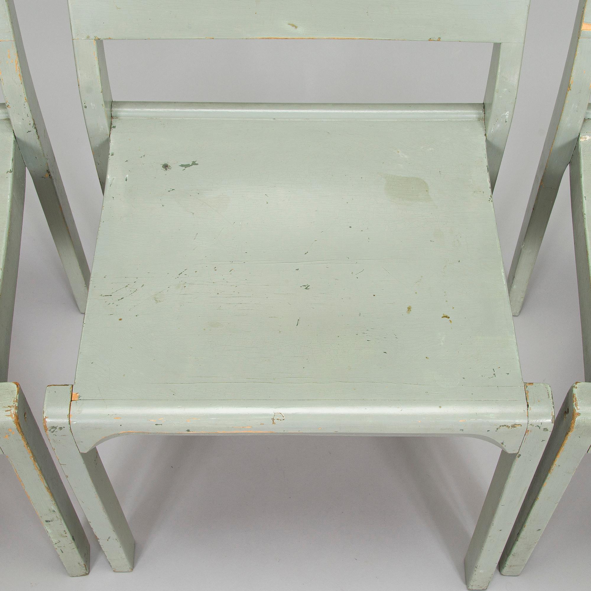 Alvar Aalto, A set of three 'model 611' chairs for O.Y. Huonekalu- ja Rakennustyötehdas A.B. 1940s.