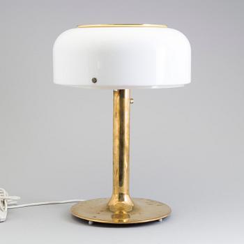 A Anders Pehrson "Knubblingen" table light from Ateljé Lyktan, Åhus.