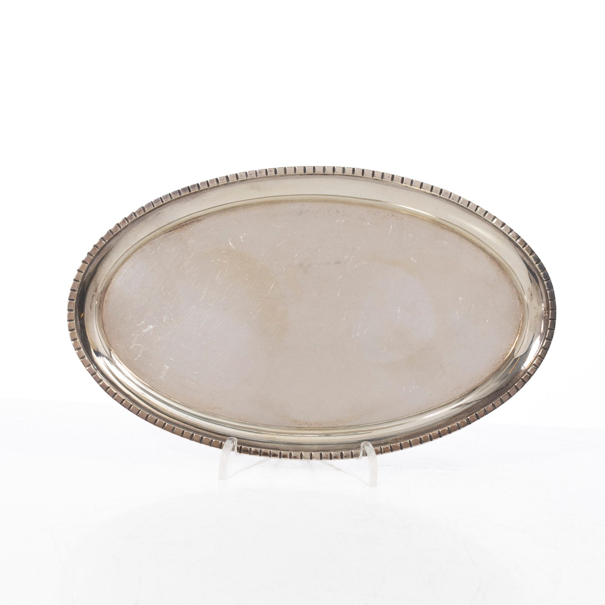 Mockakanna, sockerskål, gräddkanna samt bricka, silver, bl a Tyskland, med svenska importstämplar, 1900-tal.