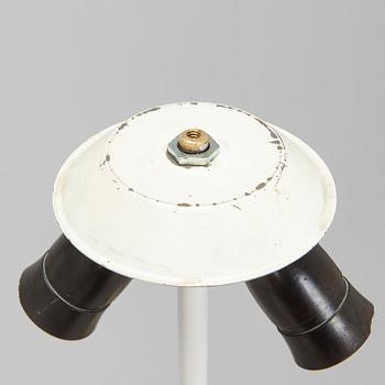 Paavo Tynell, A mid-20th Century floor lamp model 9602 for Taito, Finland.