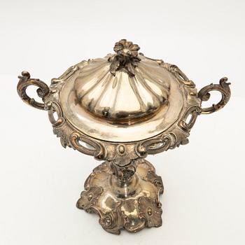 Strösockerskål, silver, Christian Hammer, Stockholm, 1868.
