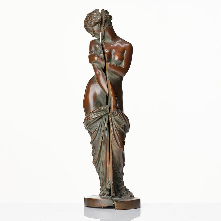 Arman (Armand Pierre Fernandez), "Venus éclosion".