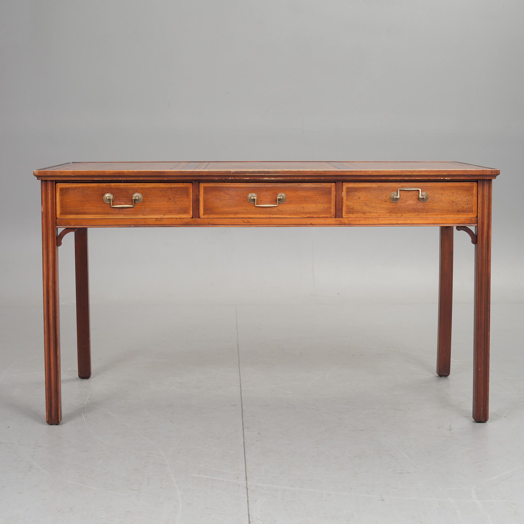 SKRIVBORD, engelsk stil, 1900-tal.