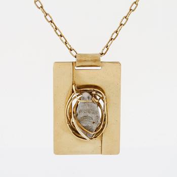 ANNA GRETA EKER, a necklace.