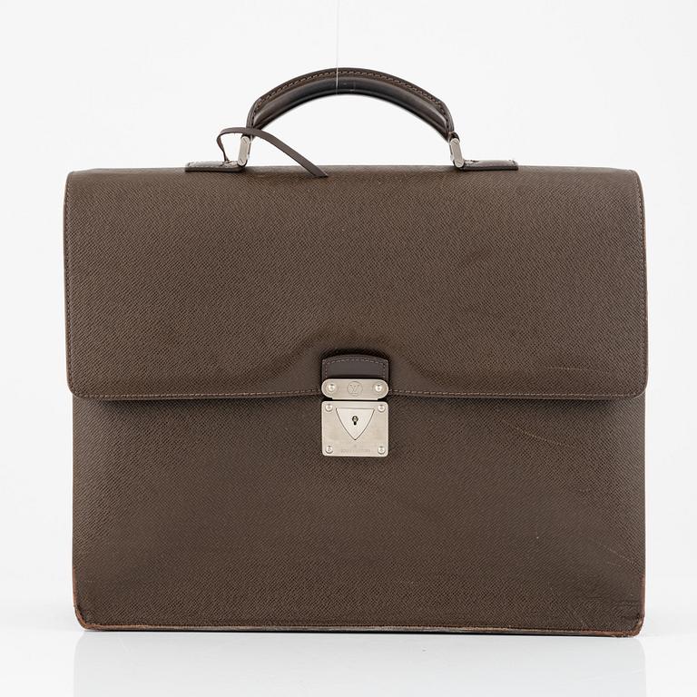 Louis Vuitton, a taiga leather "Neo Robusto" briefcase.