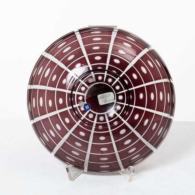 Edward Hald, a "slipgraal" glass vase, Orrefors 1947.