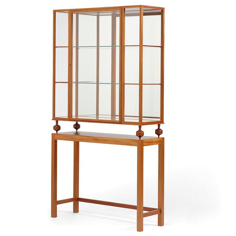 Josef Frank, a display cabinet model 2077, Firma Svenskt Tenn, post 1985.