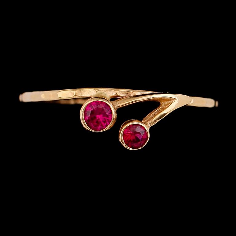 RINGAR, 6 st, 18 k guld med olika stenar. Total vikt ca 5 gram.