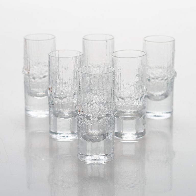 Tapio Wirkkala, A set of six 'Niva' snaps glasses. Original wooden box.