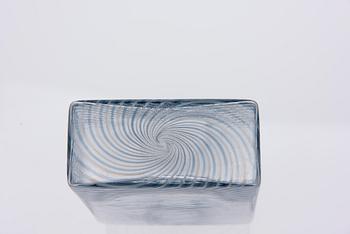 FLASKA, glas, signerad Kaj Franck, Nuutajärvi Notsjö 1981. Numrerad 353/1000.