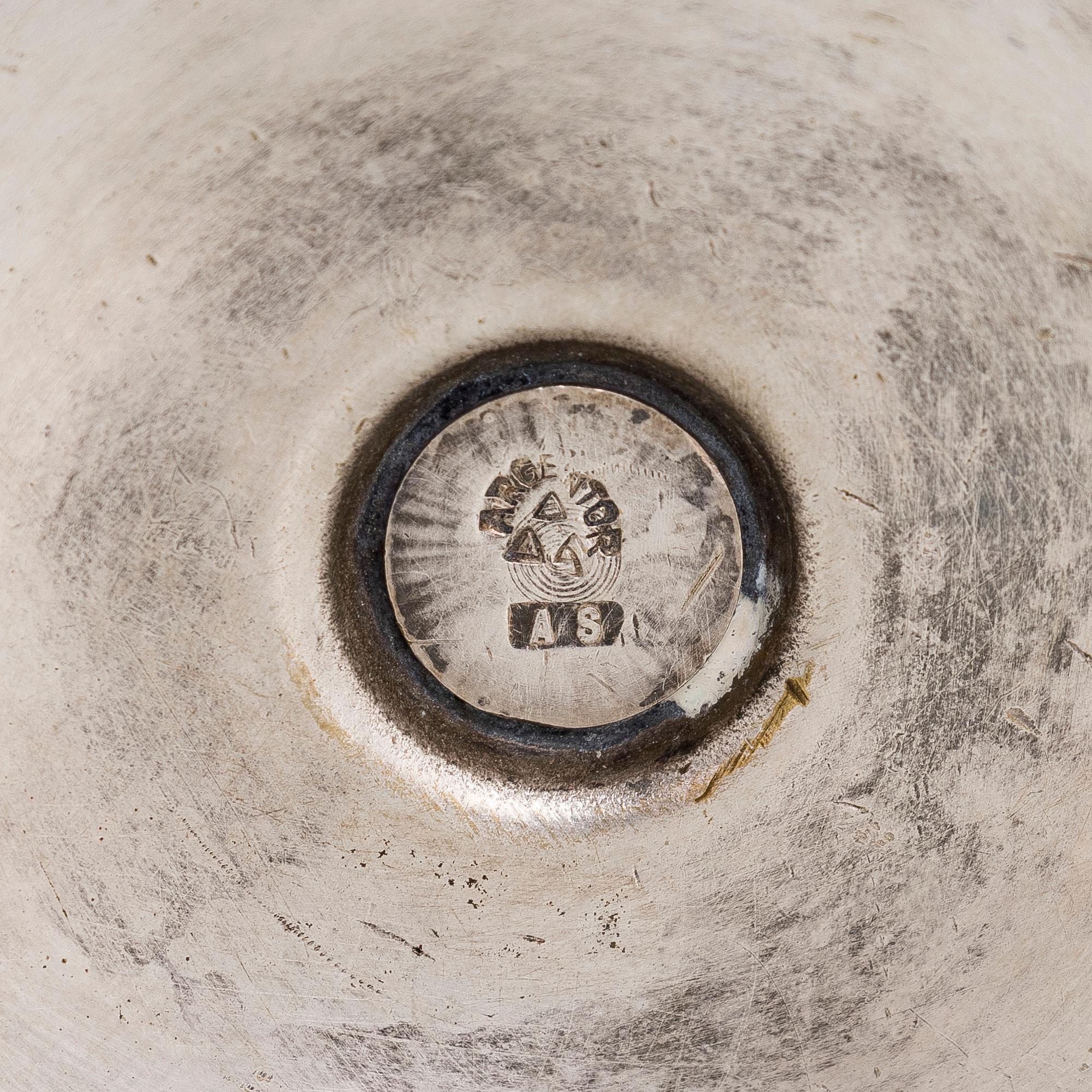 An early 20th century tazza for Argentor Vienna.