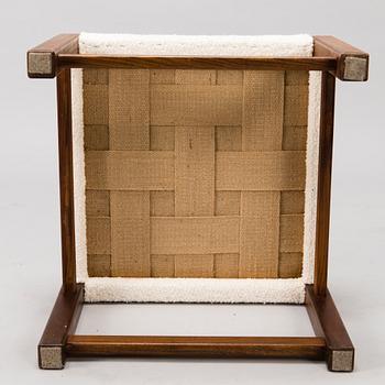 CARL GUSTAF HIORT AF ORNÄS, fåtölj samt fotpall, "Caravelle", för Puunveisto Oy - Träsnideri Ab, 1960-tal.