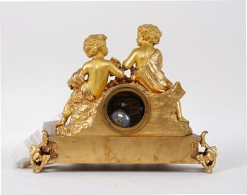 BORDSUR, märkt L Léon Landau A Paris, 1800/1900-tal.