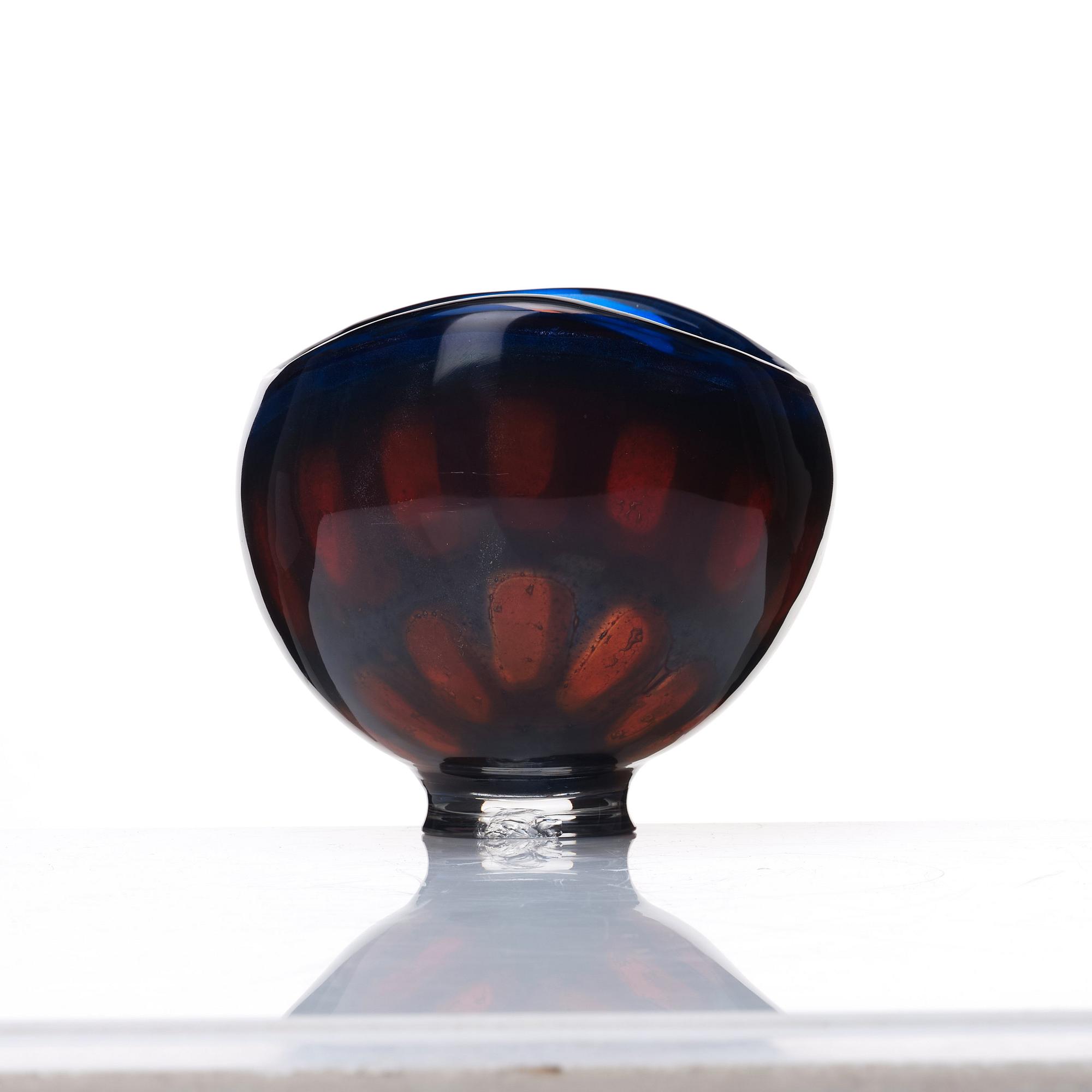 Sven Palmqvist, a "Ravenna" glass bowl, Orrefors 1952.