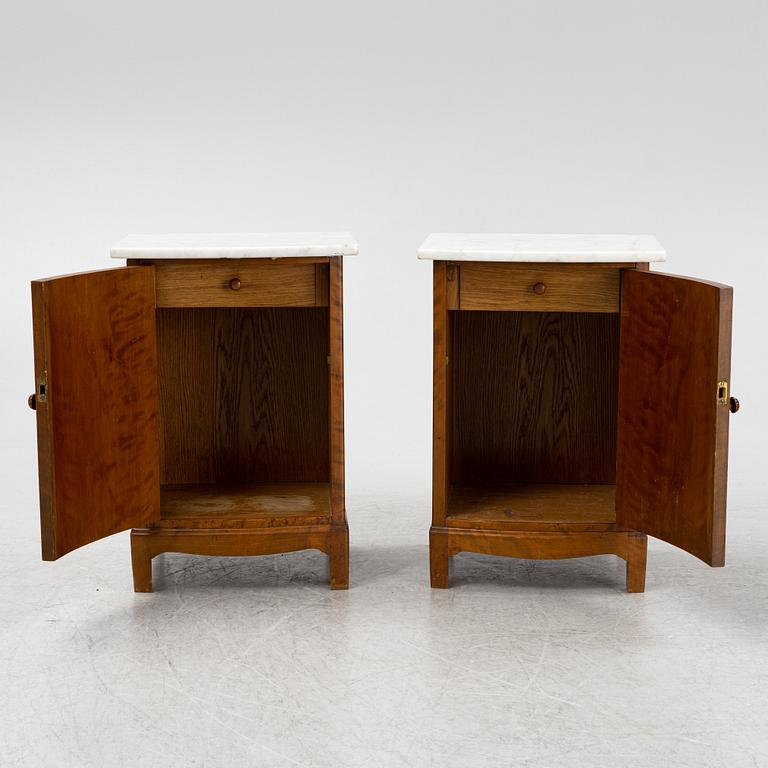 Sängbord, ett par, 1900-talets första hälft.