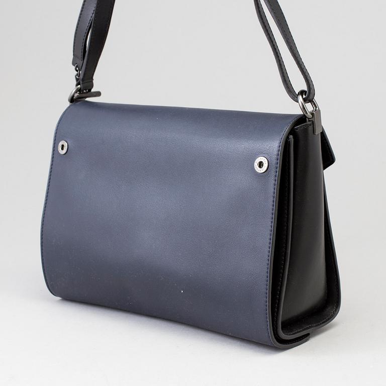 MULBERRY, a calf leather 'Delphine' sholder bag with reversible flap.