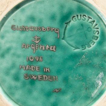 WILHELM KÅGE, skålar 2 st samt vas, Gustavsberg 1900-talets andra hälft.