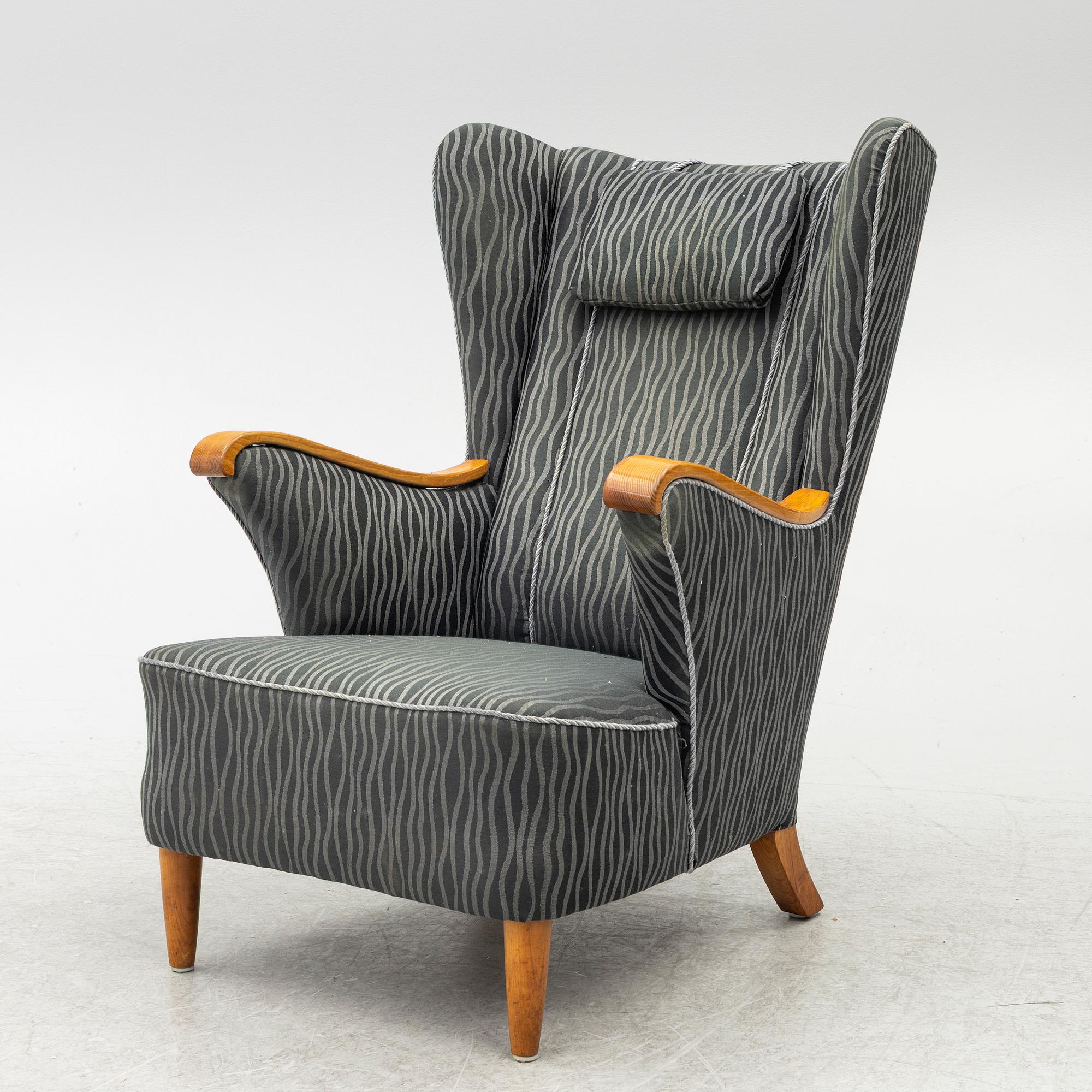 A Swedish Modern armchair, 1940s.