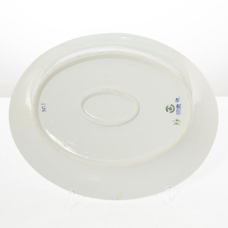 Royal Copenhagen, 35 pieces of a porcelain 'Blue Fluted' half lace dinner service, Denmark, 1889-1978.