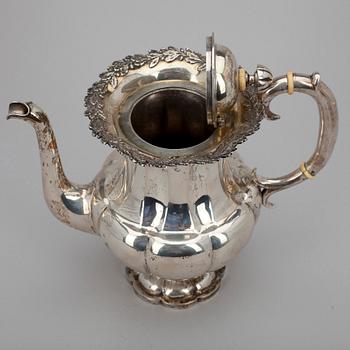 KAFFEKANNA, silver, Helsingfors 1919. Vikt ca 901 g.