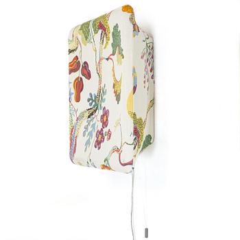 David Taylor, a 'F-Air' wall lamp, Svenskt Tenn.
