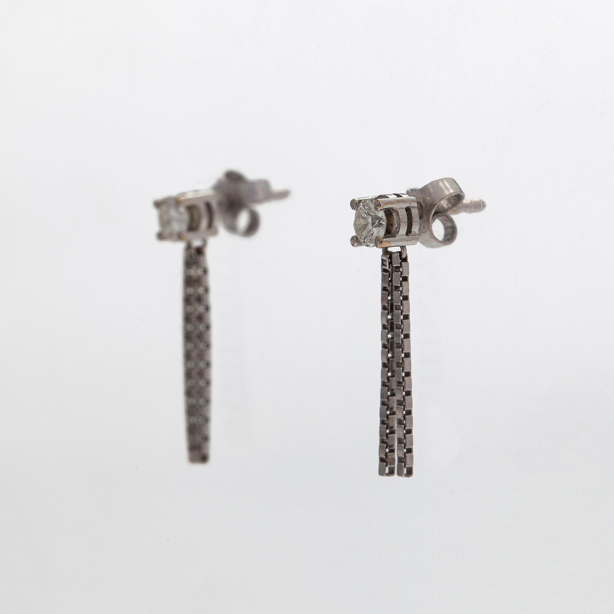 Necklace and earrings, brilliant cut diamonds, 18K white gold and gold. A. Tillander, Helsinki.