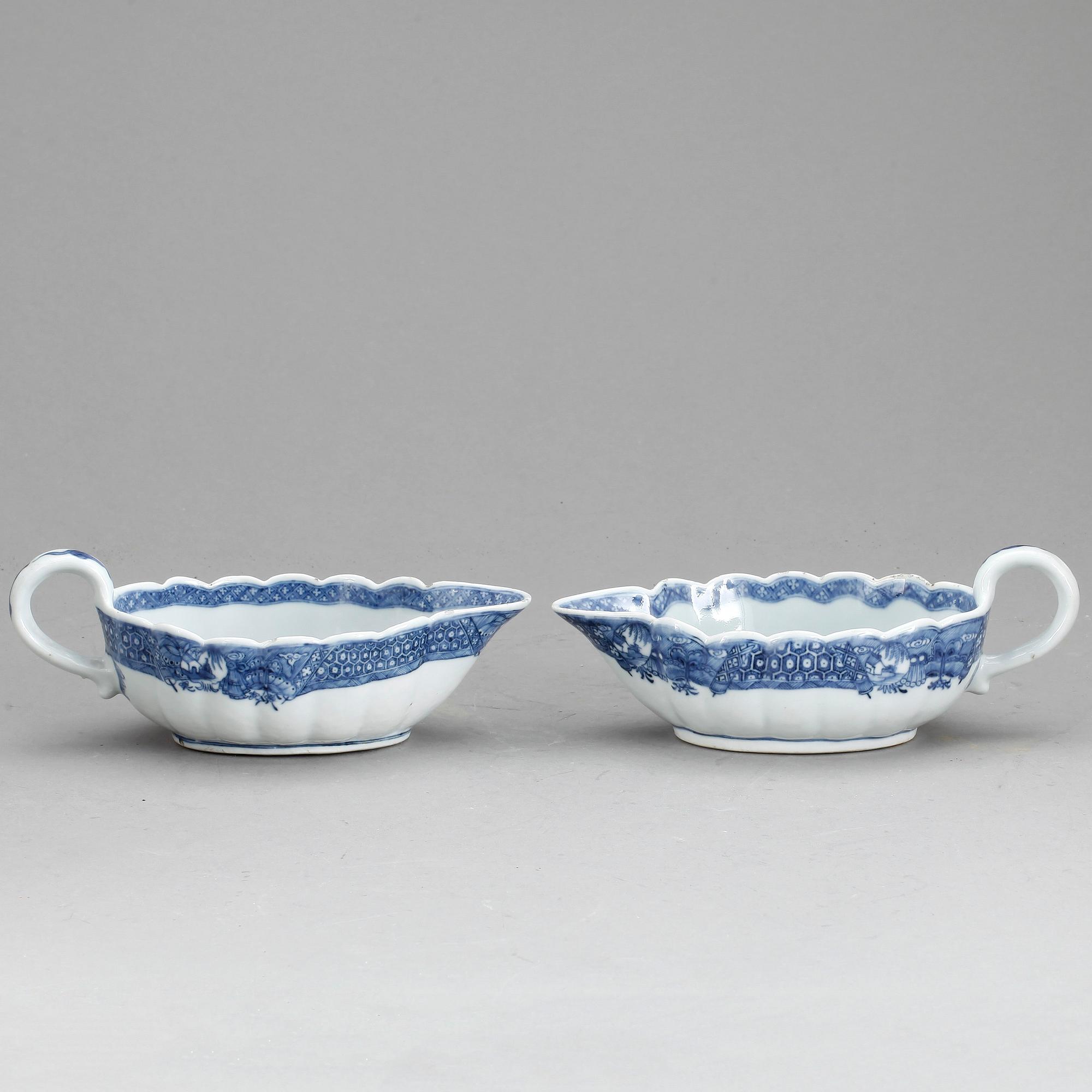 SÅSSNIPOR, 2 st, porslin, Qianlong, Kina 1700-tal.