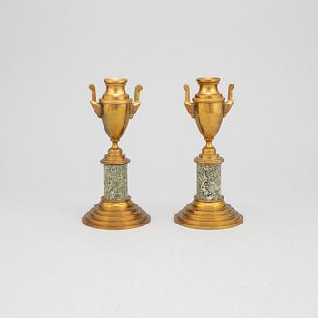 Casoletter, ett par, mässing, Skultuna, omkring 1900.