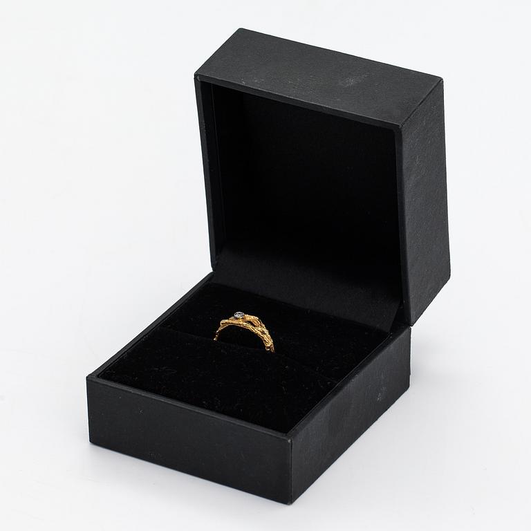 Björn Weckström, Ring "Diamantdamm", 18K guld och diamant ca. 0.02 ct. Lapponia 2009.