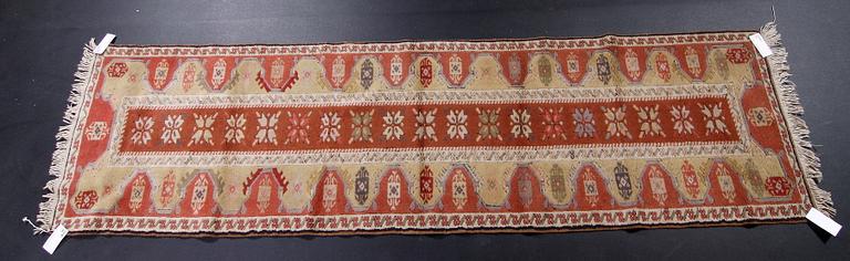 GALLERIMATTA, Old Antotlisk. Ca 260 x 72.