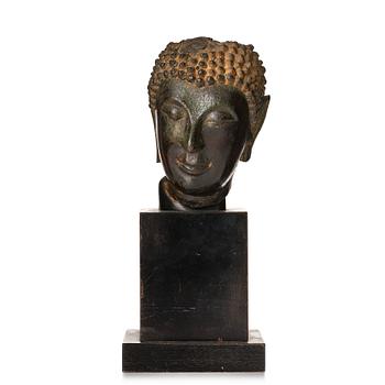 892. A bronze buddha head, Siam, Sawankhalok, 10th/11th Century.